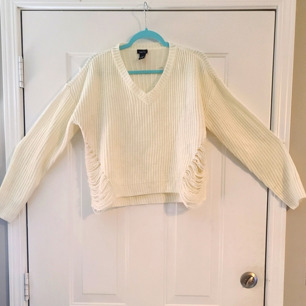 Cream Cropped Sweater Size XL